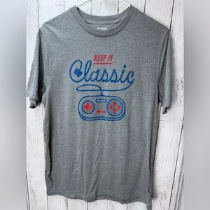 Old Navy Gray T-Shirt with Blue and Red Gaming Design